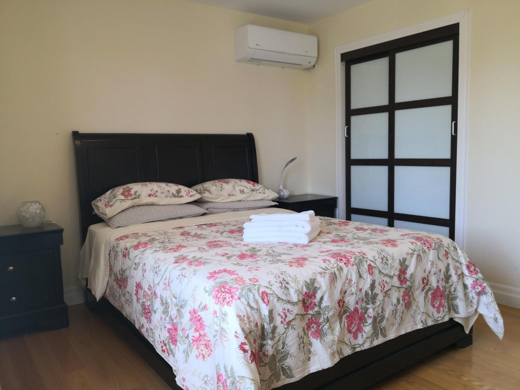 Dairy Homestay تورونتو المظهر الخارجي الصورة